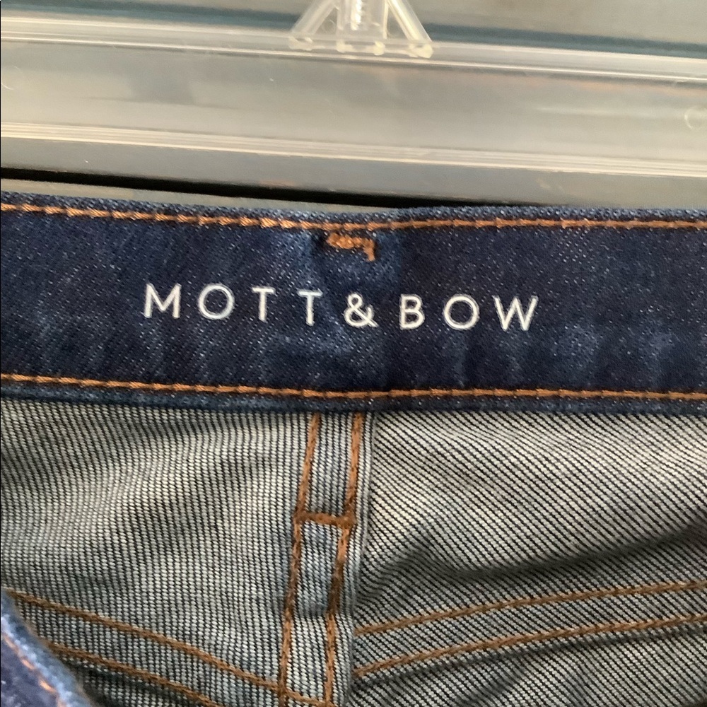 Mott & Bow Boyfriend Jeans 27”